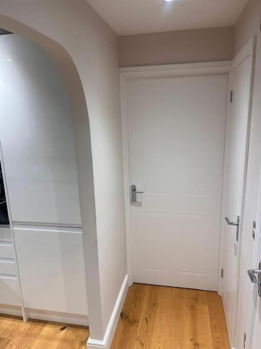 No 31 Floatheaven Apartment Thamesmead  Bagian luar foto
